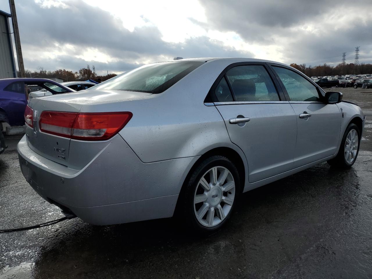 Изображение 3 2012 LINCOLN MKZ  2012 с VIN 3LNHL2JC1CR838133