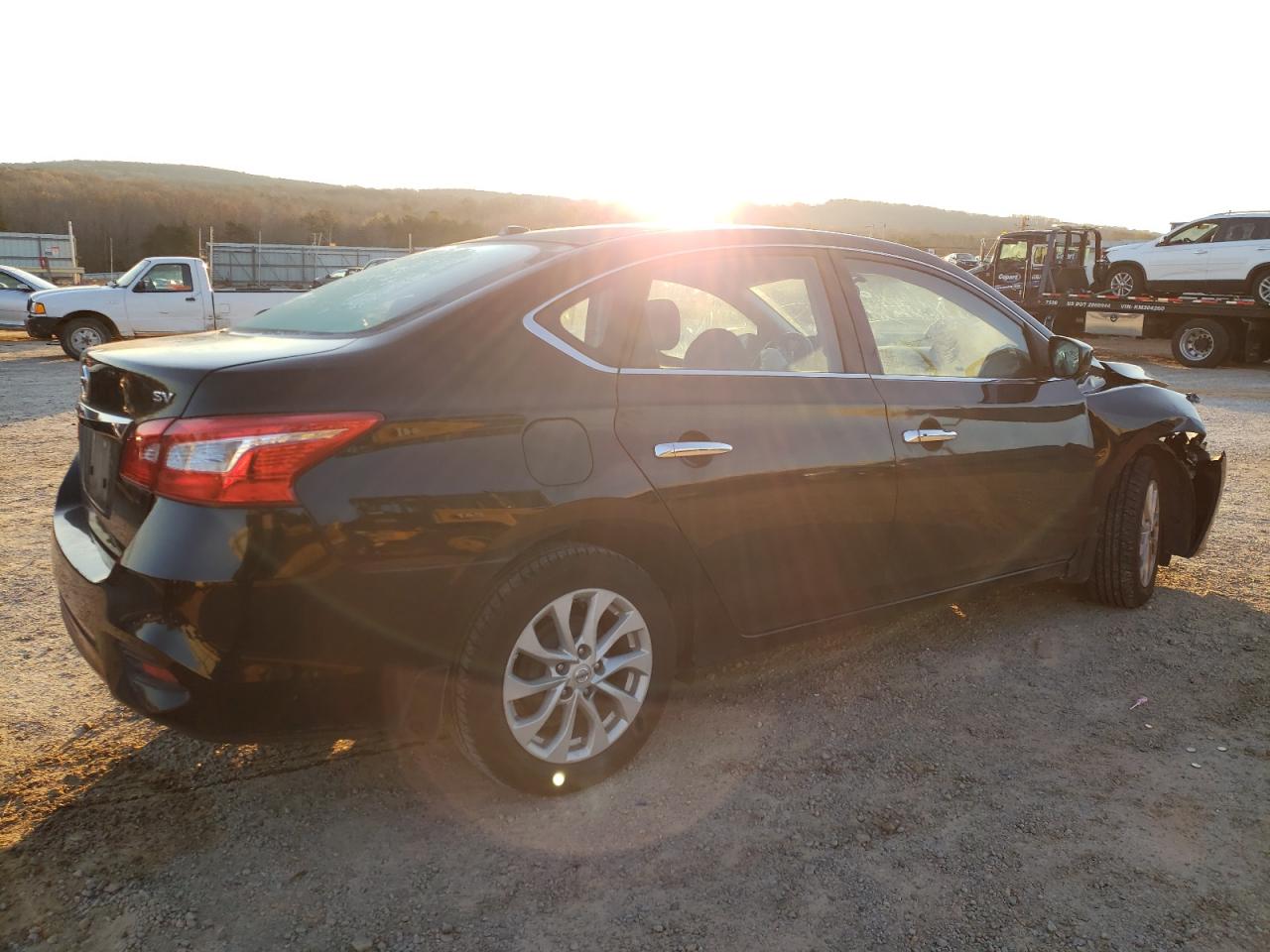 Изображение 3 2018 NISSAN SENTRA S 2018 с VIN 3N1AB7AP5JY303160