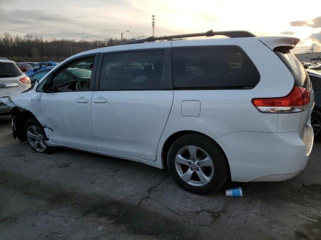 Изображение 2 2013 TOYOTA SIENNA LE 2013 с VIN 5TDKK3DC5DS360022
