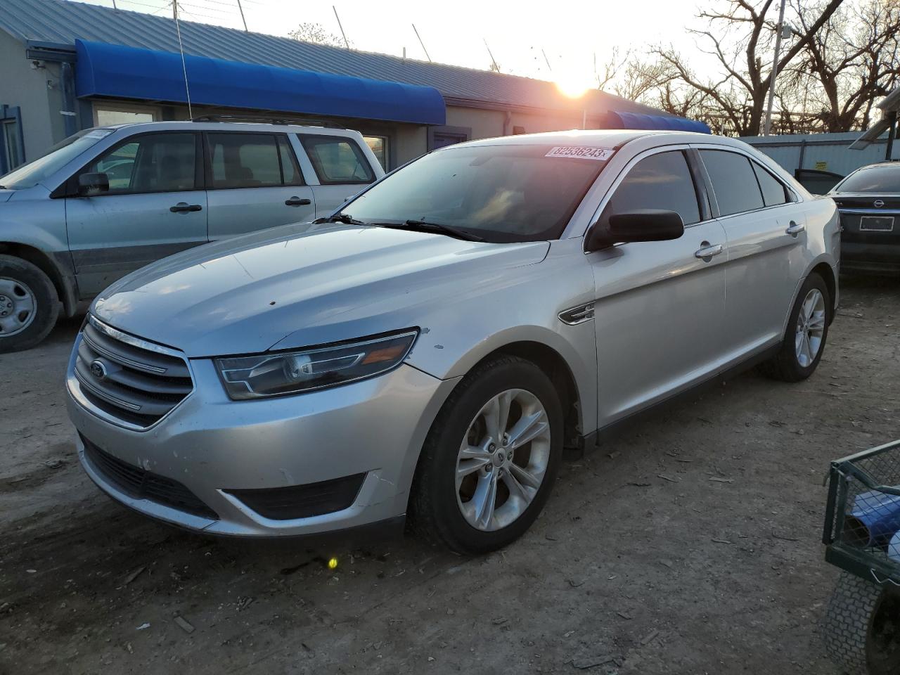 Изображение 1 2015 FORD TAURUS SE 2015 с VIN 1FAHP2D82FG184230