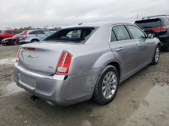 Image 3 of 2013 CHRYSLER 300C  2013 with VIN 2C3CCAET8DH572226