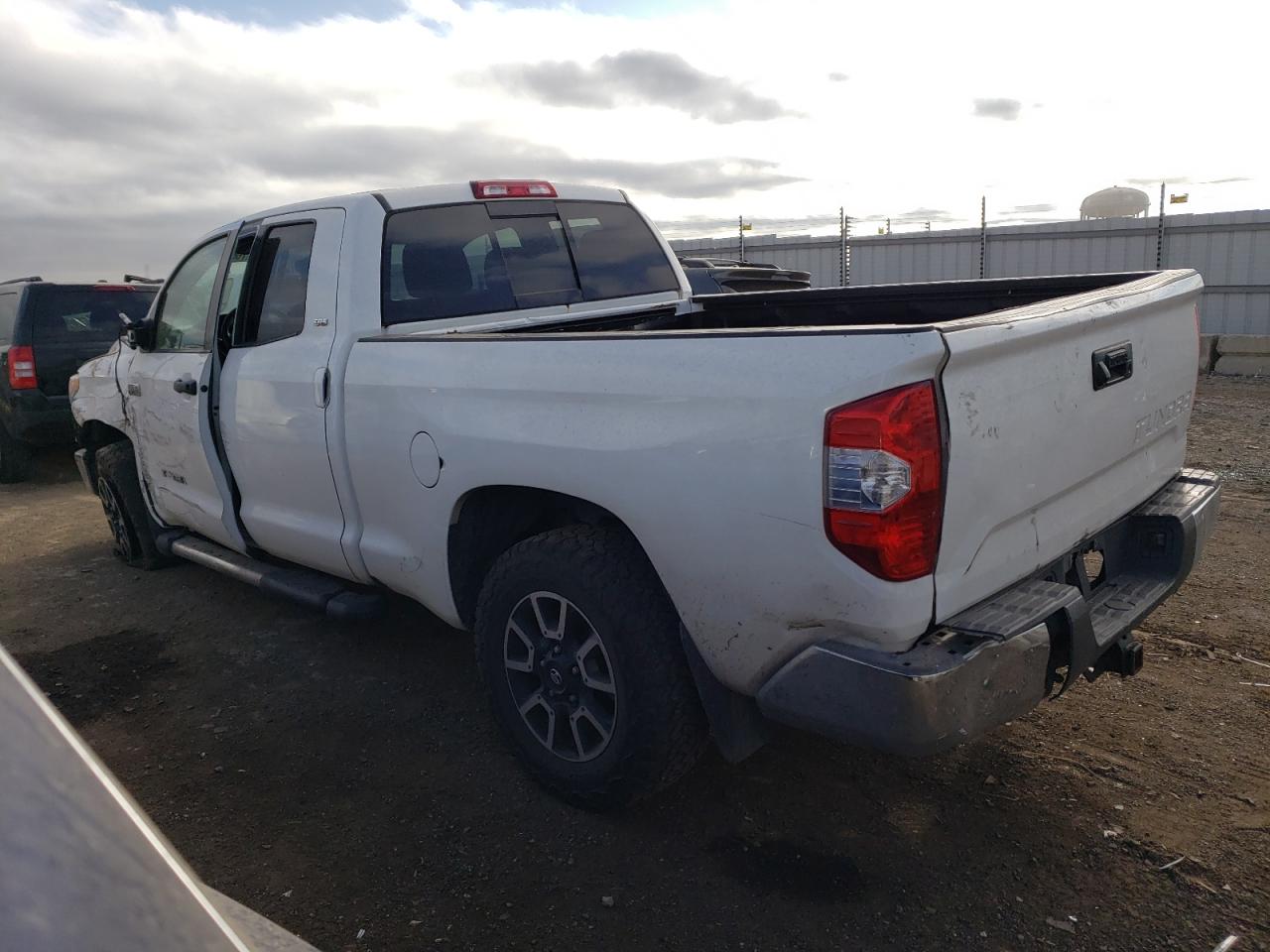 Изображение 2 2014 TOYOTA TUNDRA DOUBLE CAB SR/SR5 2014 с VIN 5TFUW5F18EX380958