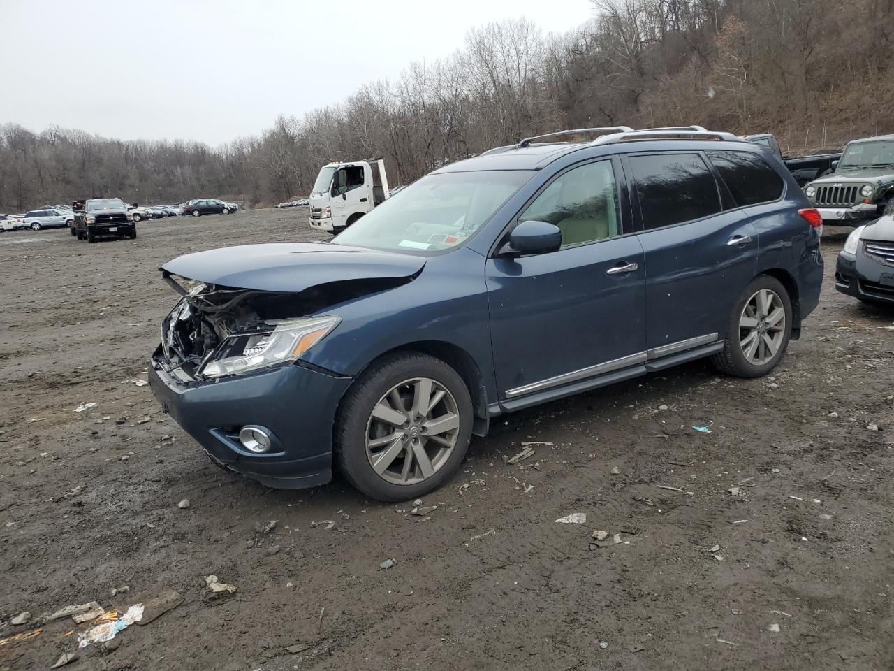 Image 1 of 2015 NISSAN PATHFINDER S 2015 with VIN 5N1AR2MM9FC621467