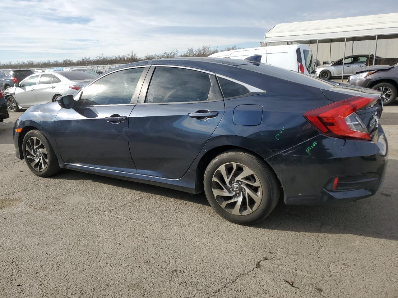 Изображение 2 2018 HONDA CIVIC EX 2018 с VIN 19XFC2F76JE208782