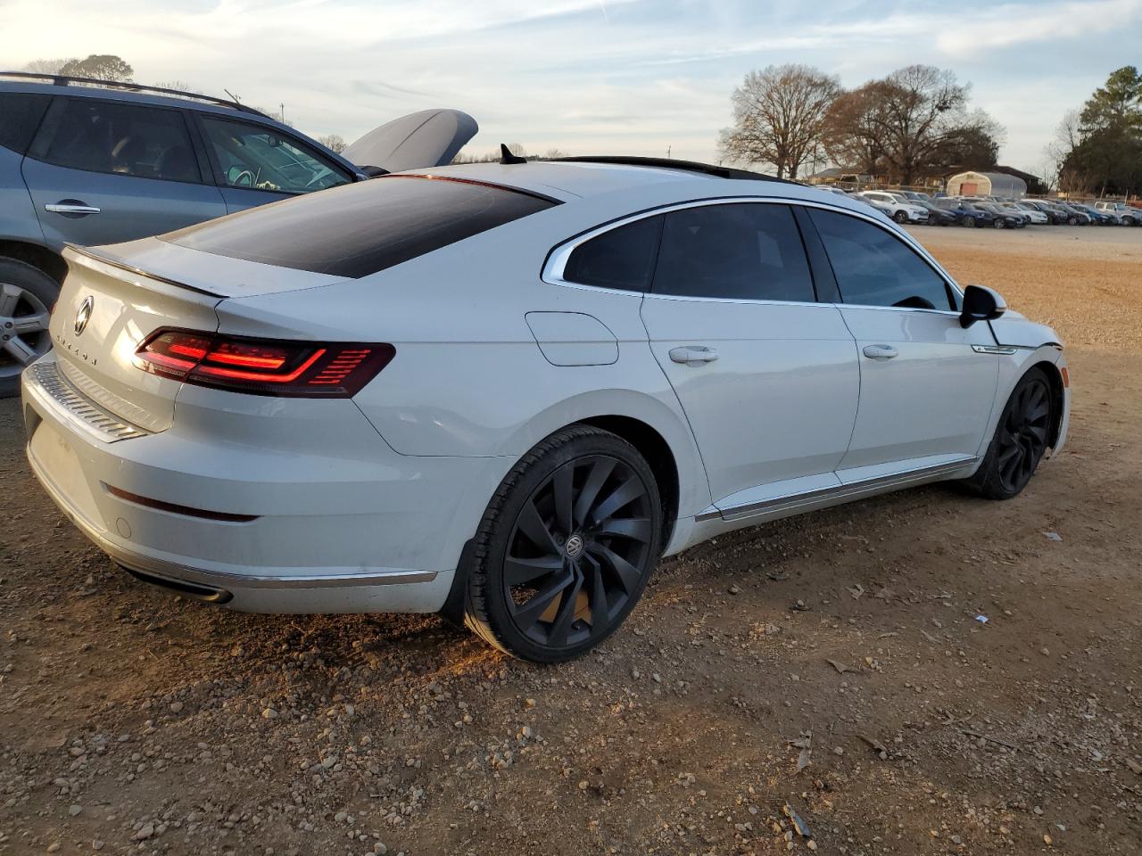 Obraz 3 z 2019 VOLKSWAGEN ARTEON SEL 2019 z VIN WVWHR7AN7KE031344