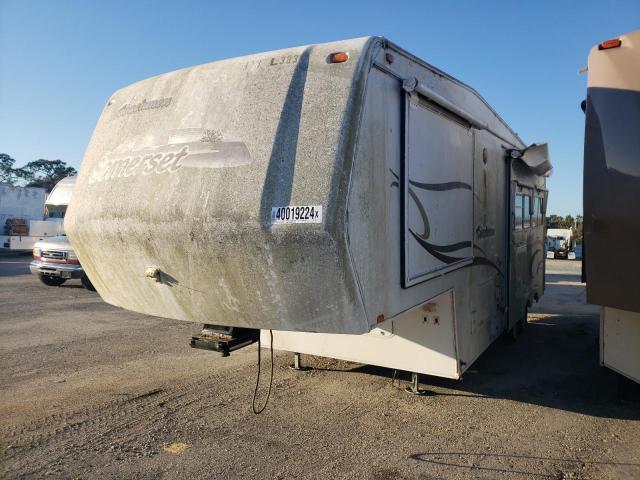 Image 2 of 2002 COACH SOMERSET 2002 with VIN 1TC3B251923038577