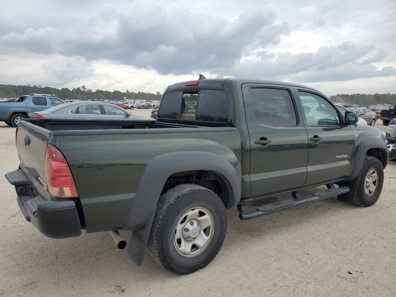 Image 3 of 2012 TOYOTA TACOMA DOUBLE CAB PRERUNNER 2012 with VIN 5TFJU4GN0CX019144