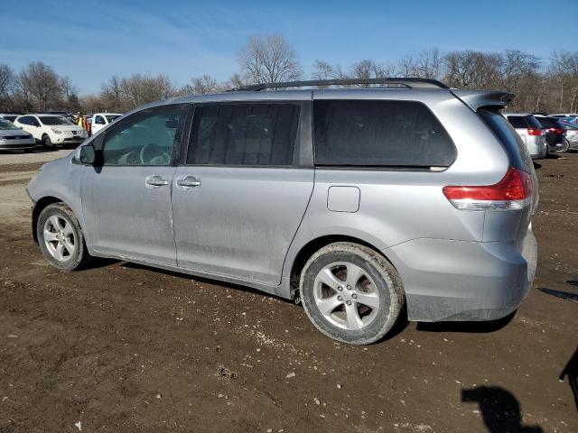 Obraz 2 z 2012 TOYOTA SIENNA LE 2012 z VIN 5TDKK3DC9CS198555