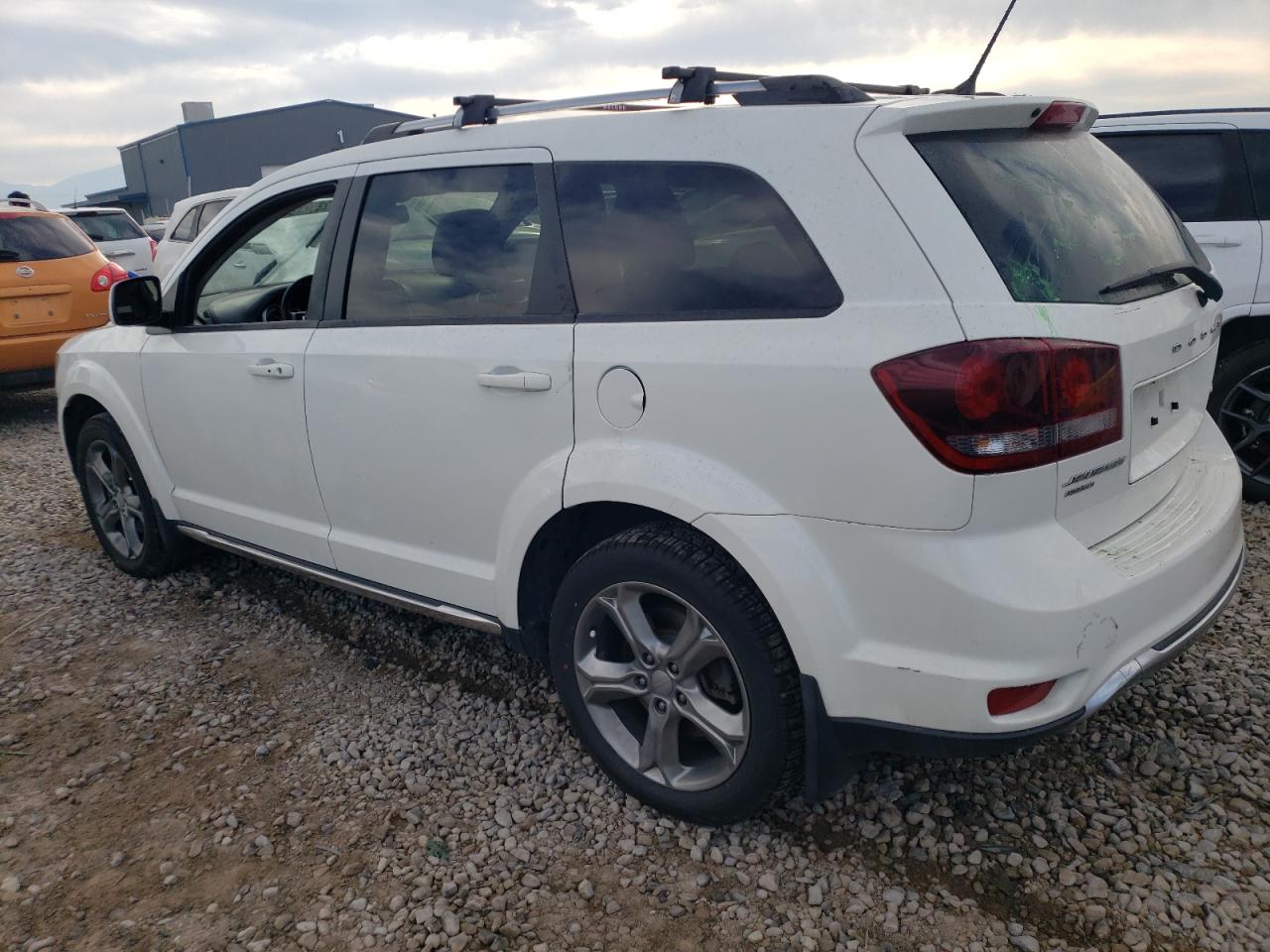 Obraz 2 z 2016 DODGE JOURNEY CROSSROAD 2016 z VIN 3C4PDDGG2GT154848