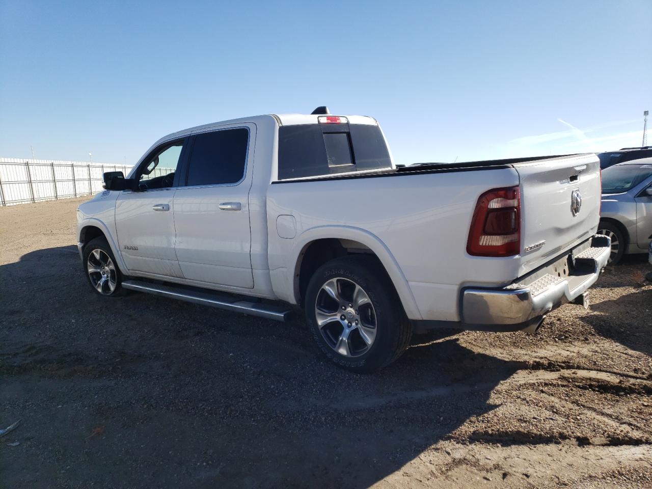 Изображение 2 2022 RAM 1500 LARAMIE 2022 с VIN 1C6RREJT6NN254607