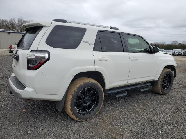 Obraz 3 z 2017 TOYOTA 4RUNNER SR5/SR5 PREMIUM 2017 z VIN JTEBU5JR8H5473405