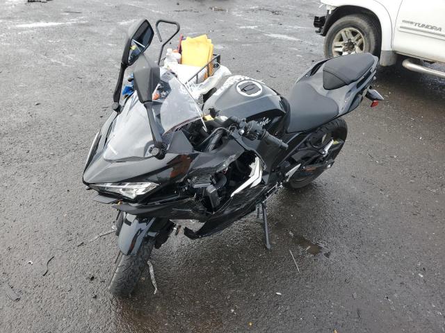 Obraz 2 z 2019 KAWASAKI EX400  2019 z VIN JKAEXKH11KDA28490