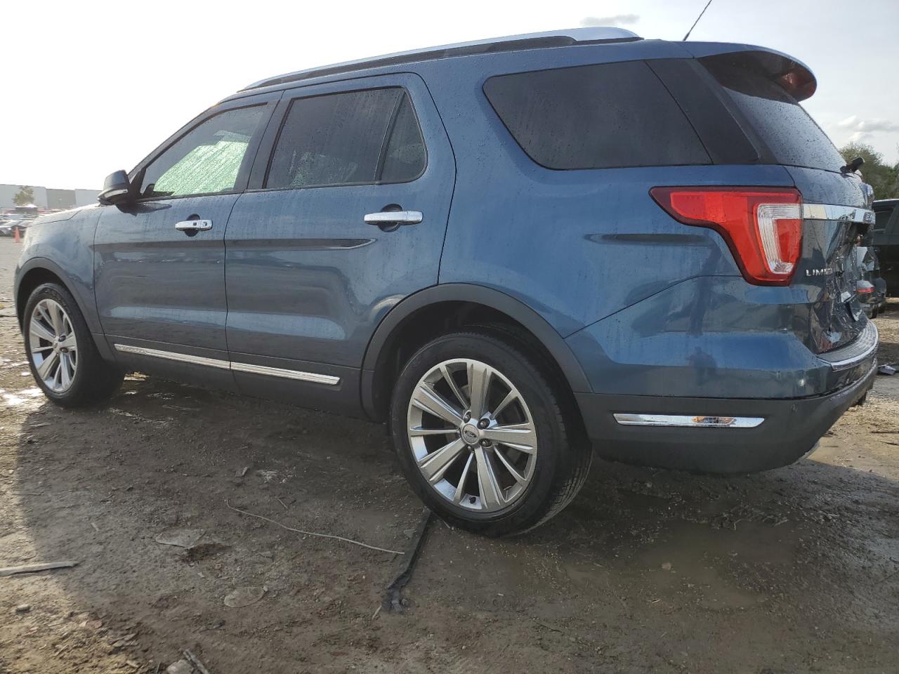 Изображение 2 2019 FORD EXPLORER LIMITED 2019 с VIN 1FM5K7F87KGB34970