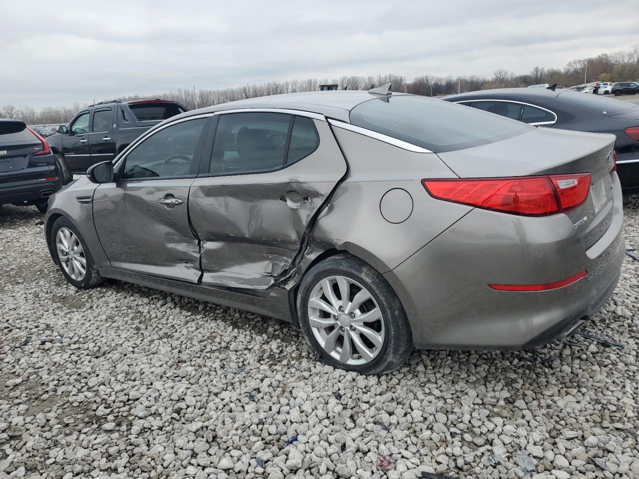 Image 2 of 2015 KIA OPTIMA EX 2015 with VIN 5XXGN4A70FG456493