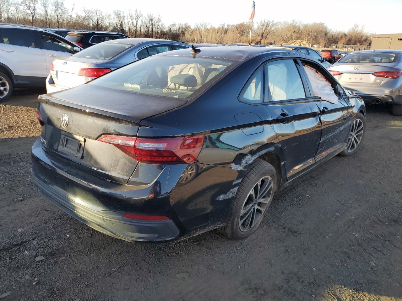 Image 3 of 2022 VOLKSWAGEN JETTA SPORT 2022 with VIN 3VWAM7BU6NM013791