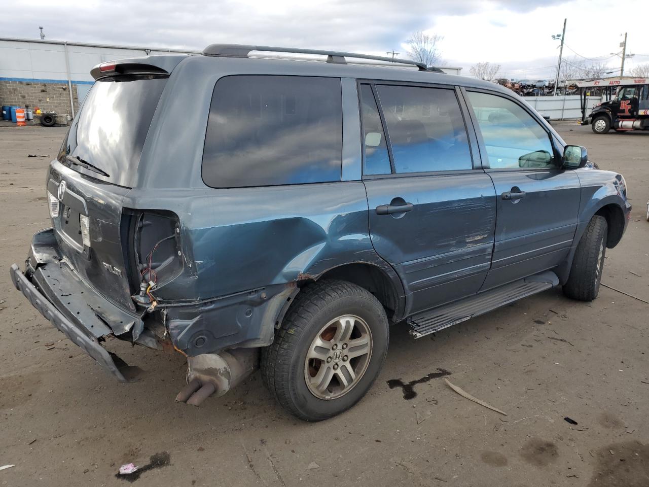 Image 3 of 2005 HONDA PILOT EXL 2005 with VIN 2HKYF18695H534690