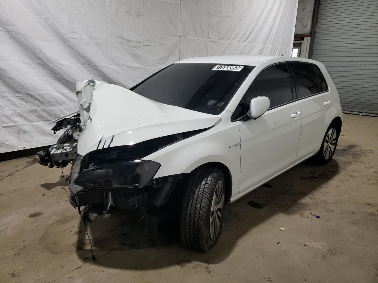 Изображение 1 2016 VOLKSWAGEN E-GOLF SE 2016 с VIN WVWKP7AU3GW907766