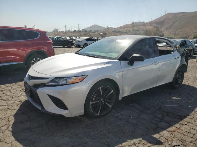 Obraz 1 z 2020 TOYOTA CAMRY XSE 2020 z VIN 4T1K61AK0LU322479