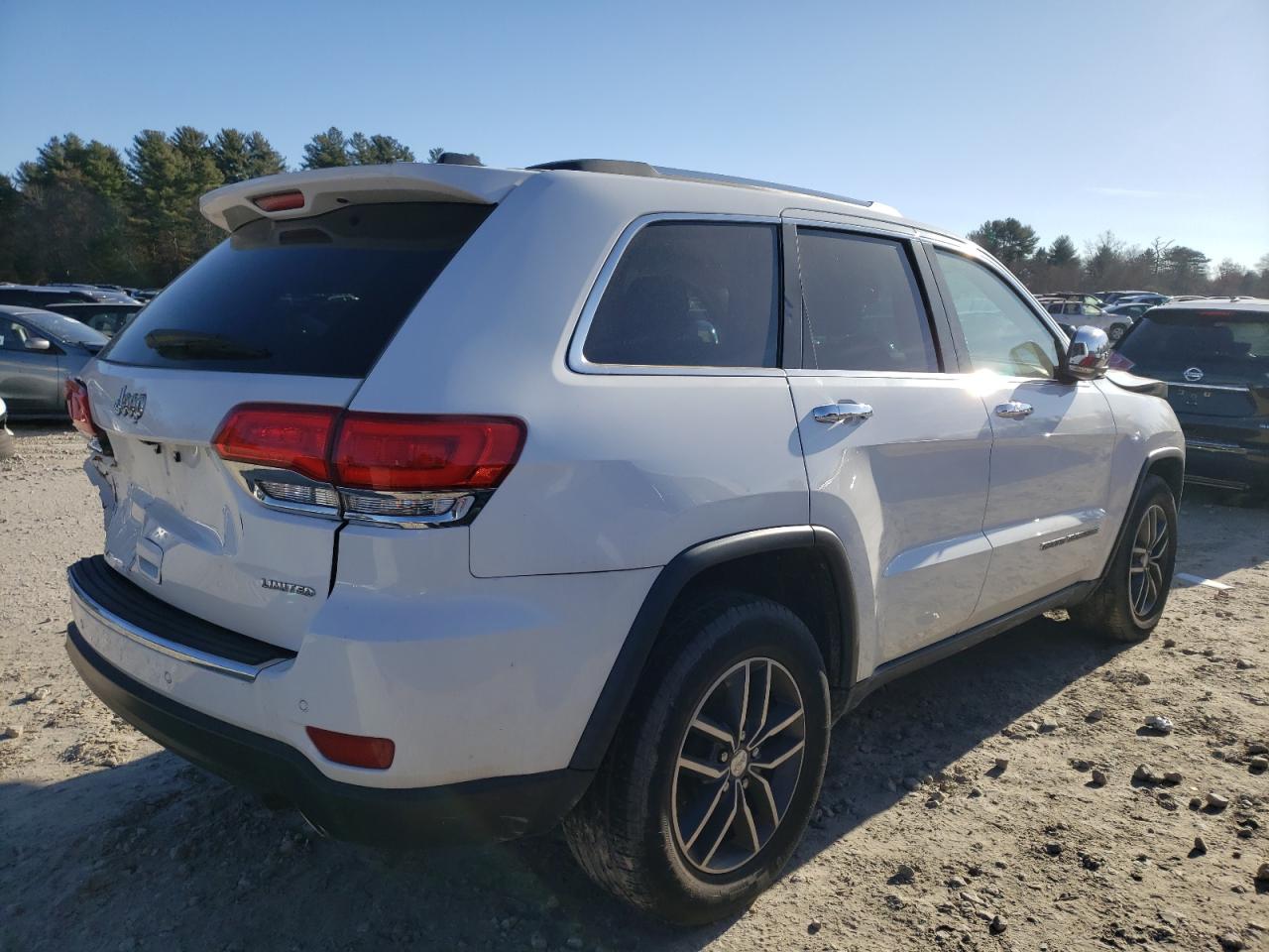 Image 3 of 2018 JEEP GRAND CHEROKEE LIMITED 2018 with VIN 1C4RJEBG2JC480215