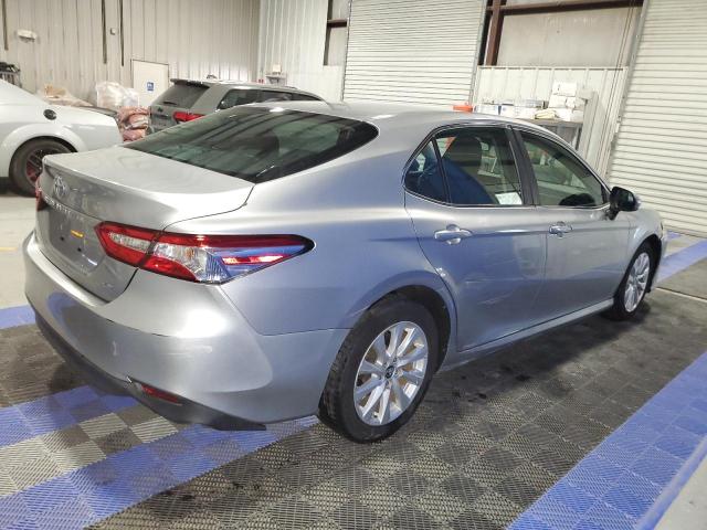 Obraz 3 z 2018 TOYOTA CAMRY L 2018 z VIN 4T1B11HKXJU147398