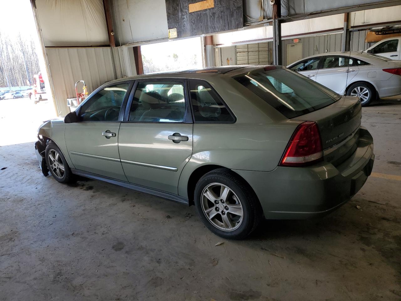 Obraz 2 z 2004 CHEVROLET MALIBU MAXX LS 2004 z VIN 1G1ZT64834F153064