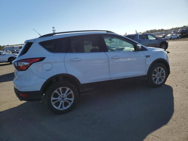 Obraz 3 z 2017 FORD ESCAPE SE 2017 z VIN 1FMCU9GD0HUB94205