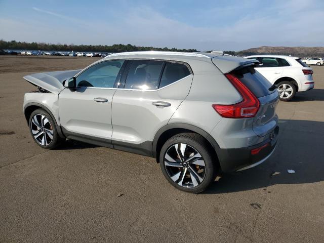 Изображение 2 2024 VOLVO XC40 PLUS 2024 с VIN YV4L12UE9R2214561