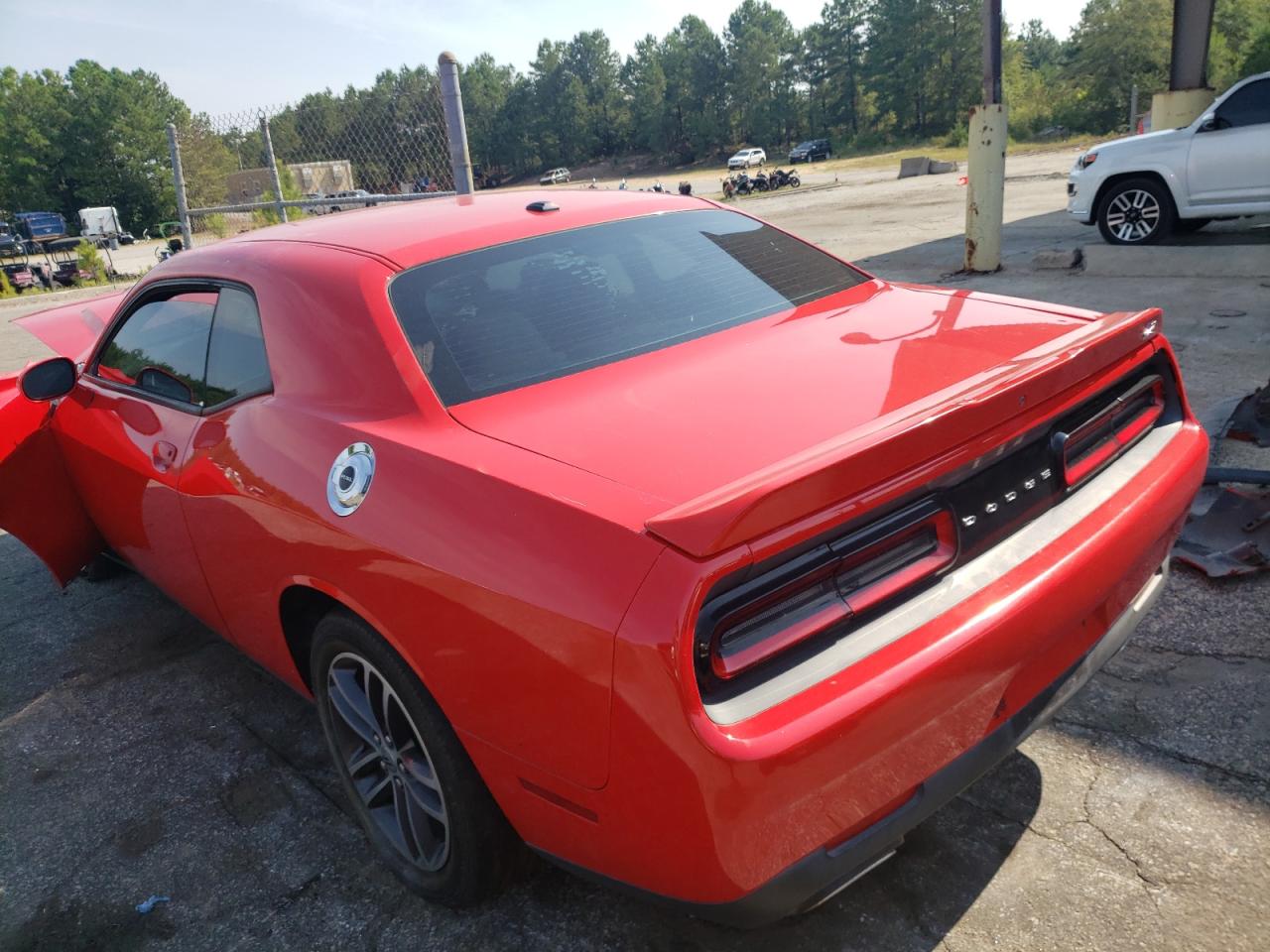 Obraz 2 z 2019 DODGE CHALLENGER SXT 2019 z VIN 2C3CDZGG2KH526092
