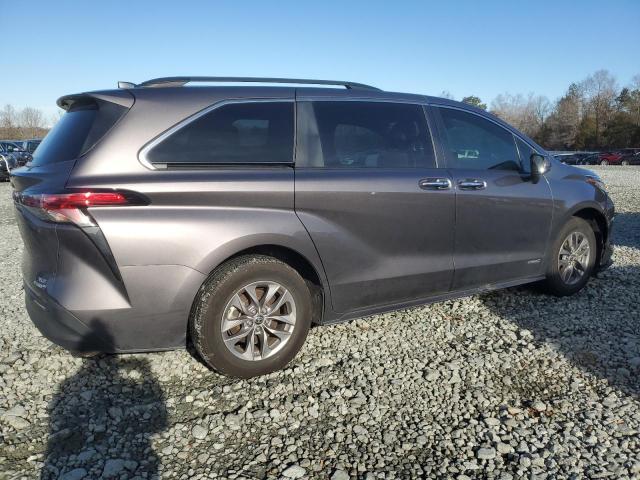 Obraz 3 z 2021 TOYOTA SIENNA XLE 2021 z VIN 5TDYRKEC1MS027539