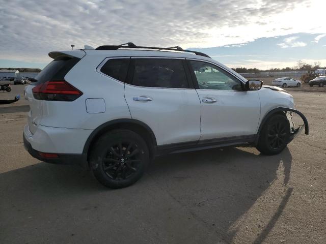 Image 3 of 2017 NISSAN ROGUE SV 2017 with VIN 5N1AT2MVXHC817298
