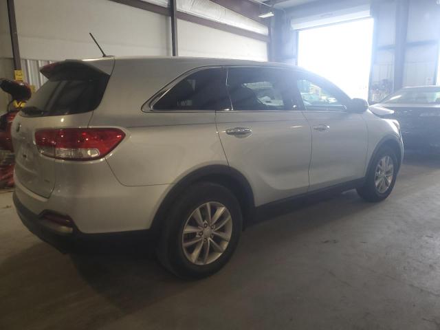 Image 3 of 2017 KIA SORENTO LX 2017 with VIN 5XYPG4A32HG234561