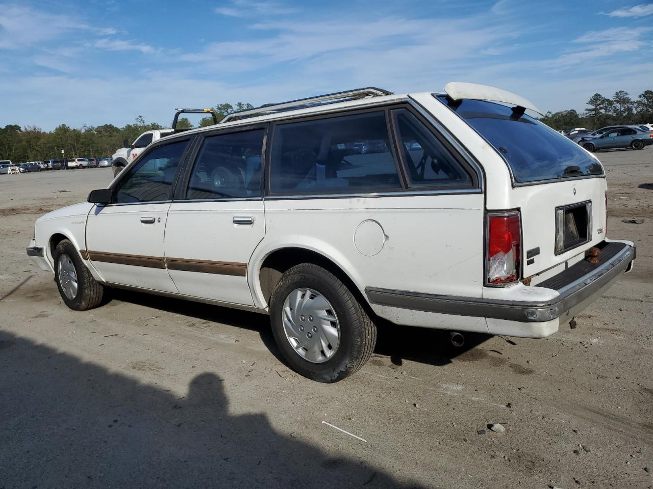 Изображение 2 1995 OLDSMOBILE CIERA SL CRUISER 1995 с VIN 1G3AJ85M4S6356852