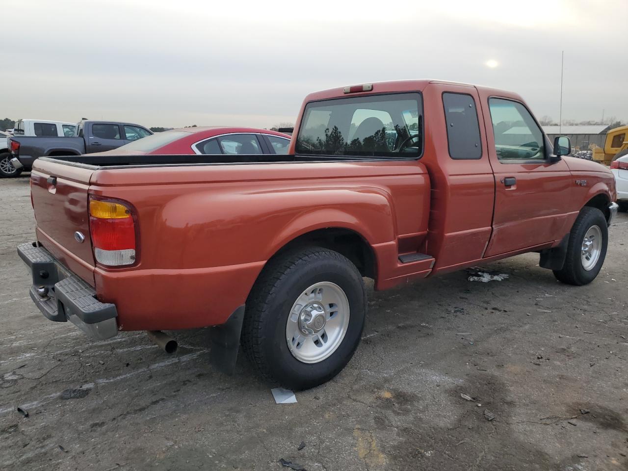 Image 3 of 1999 FORD RANGER SUPER CAB 1999 with VIN 1FTYR14V0XTA55965