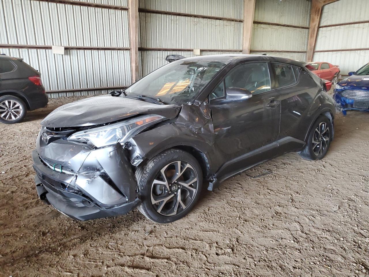 Изображение 1 2018 TOYOTA C-HR XLE 2018 с VIN NMTKHMBX3JR003684