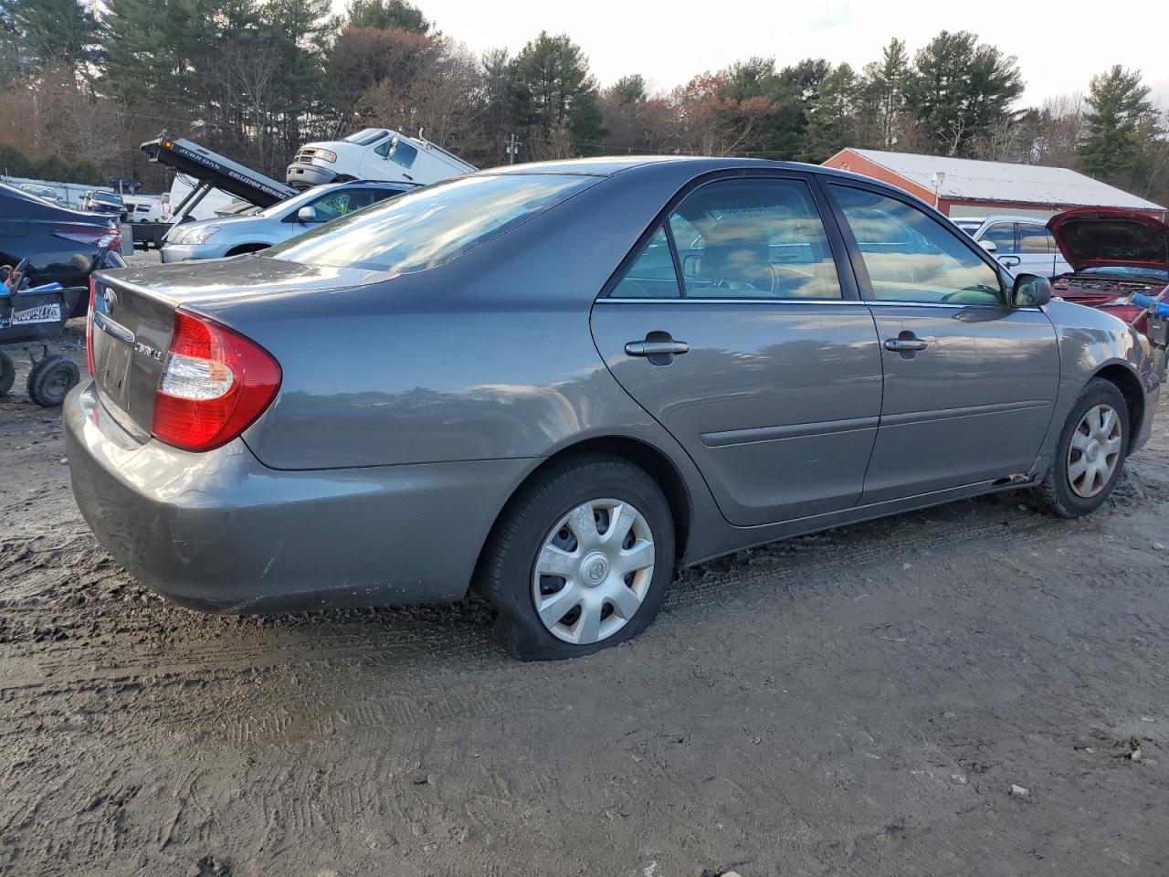 Image 3 of 2003 TOYOTA CAMRY LE 2003 with VIN 4T1BE32KX3U781208