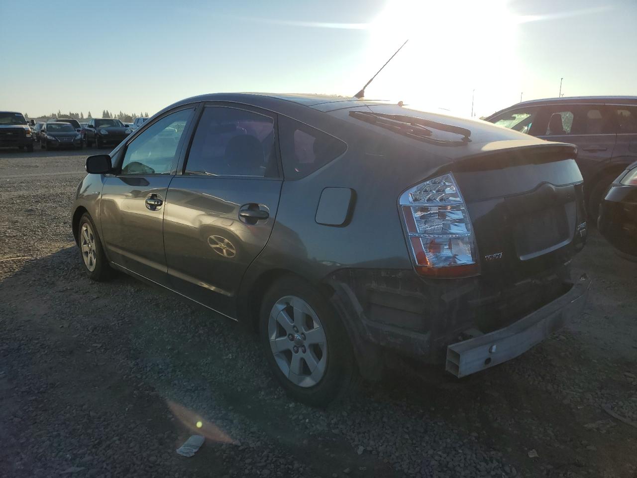 Obraz 2 z 2007 TOYOTA PRIUS  2007 z VIN JTDKB20UX73230266