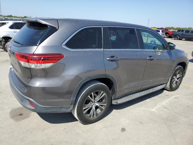 Image 3 of 2018 TOYOTA HIGHLANDER LE 2018 with VIN 5TDZARFH1JS035165