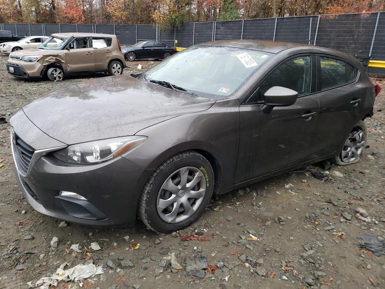 Obraz 1 z 2016 MAZDA 3 SPORT 2016 z VIN JM1BM1J78G1325708