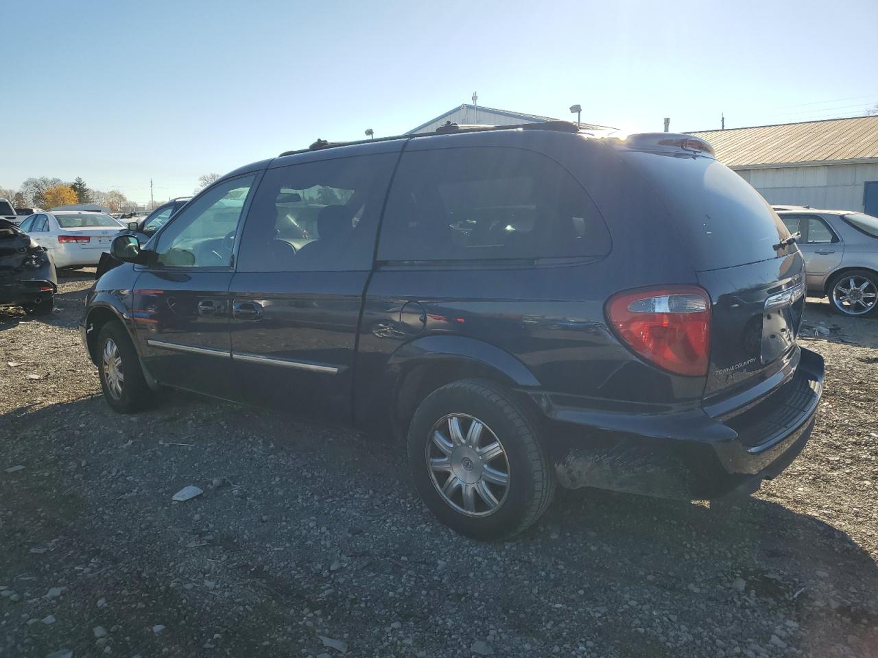 Изображение 2 2005 CHRYSLER TOWN & COUNTRY TOURING 2005 с VIN 2C4GP54L25R292940