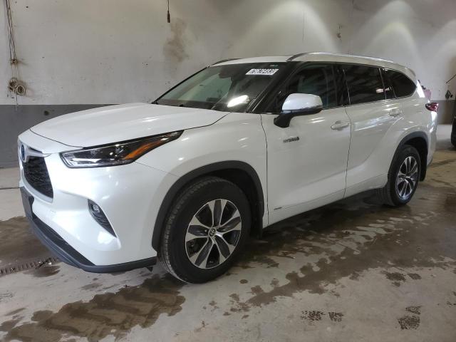 Изображение 1 2021 TOYOTA HIGHLANDER HYBRID XLE 2021 с VIN 5TDGBRCH6MS033540