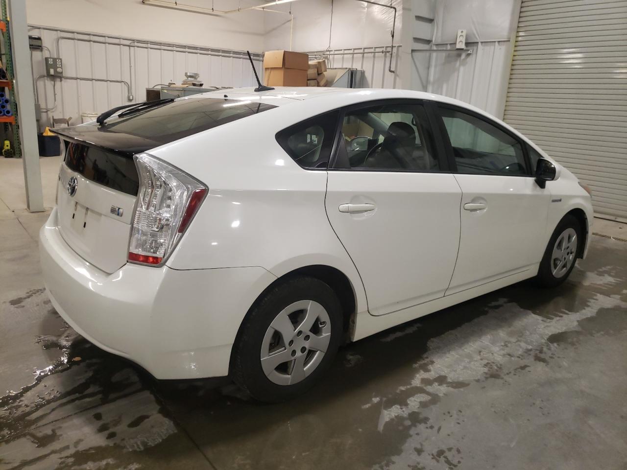 Изображение 3 2010 TOYOTA PRIUS  2010 с VIN JTDKN3DU4A0219019