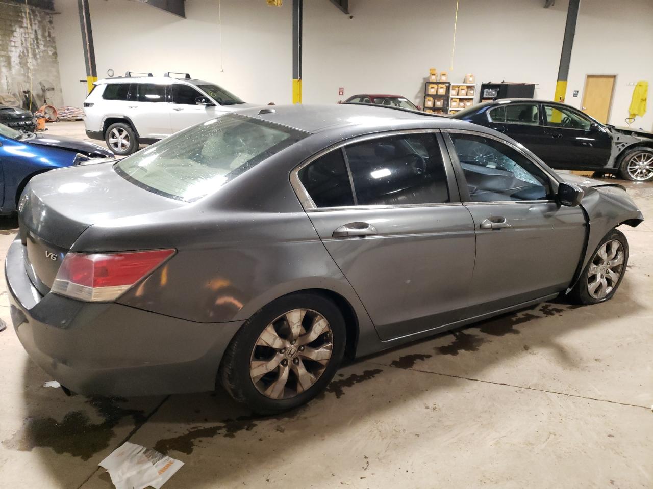 Image 3 of 2010 HONDA ACCORD EXL 2010 with VIN 1HGCP2F83AA065116