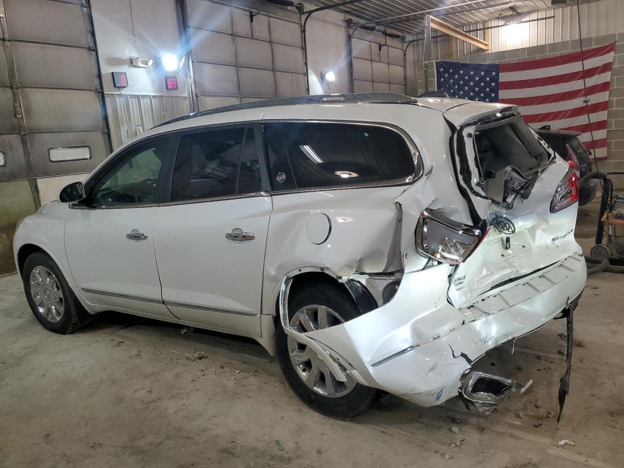 Изображение 2 2017 BUICK ENCLAVE  2017 с VIN 5GAKRBKD8HJ338389