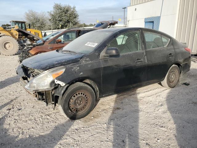 Obraz 1 z 2015 NISSAN VERSA S 2015 z VIN 3N1CN7AP5FL820463