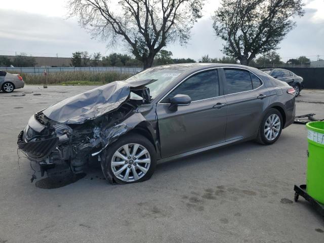 Изображение 1 2018 TOYOTA CAMRY L 2018 с VIN 4T1B11HK2JU015395