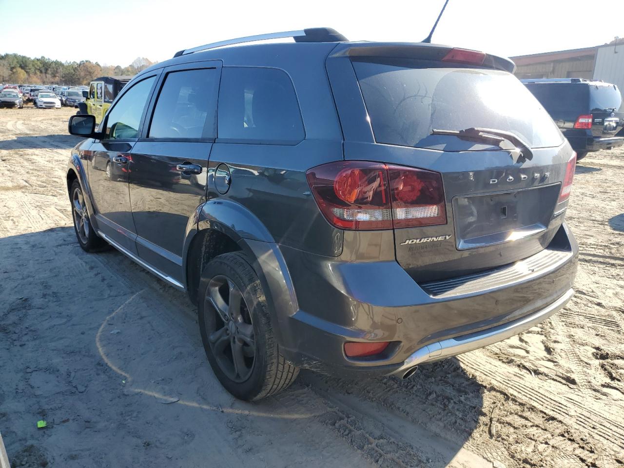 Изображение 2 2017 DODGE JOURNEY CROSSROAD 2017 с VIN 3C4PDCGG2HT548328