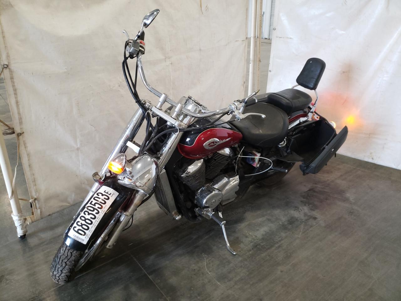 Obraz 2 z 2003 HONDA VT750 CDC 2003 z VIN JH2RC44683M700518