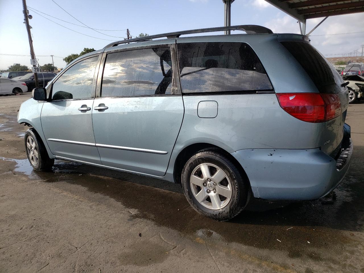 Image 2 of 2004 TOYOTA SIENNA CE 2004 with VIN 5TDZA23C34S217325