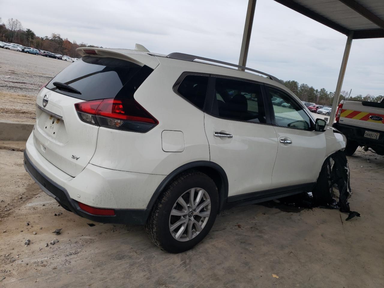 Obraz 3 z 2019 NISSAN ROGUE S 2019 z VIN KNMAT2MT4KP519431