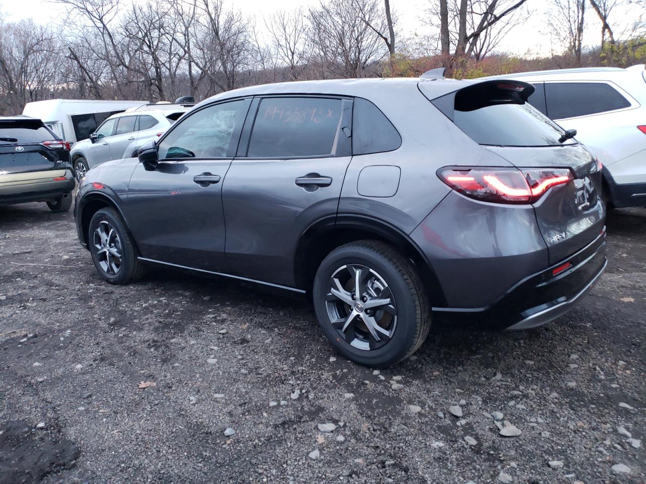 Obraz 2 z 2024 HONDA HR-V EXL 2024 z VIN 3CZRZ1H75RM720077